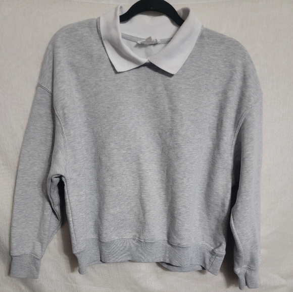 Hippie Rose Gray and White Sweatshirt - Picture 1 of 3